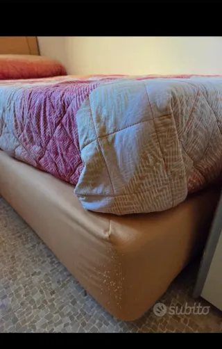 Letto singolo con materasso memory