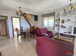 Chalet en venta en Laredo