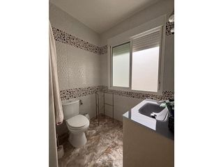 Chalet en venta en Fuentes de Andalucía