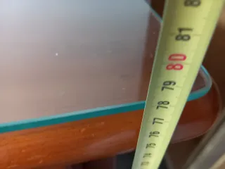 Scrivania in legno massello con vetro