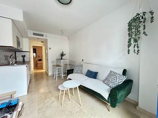 Piso en alquiler en Torrequebrada en Benalmádena