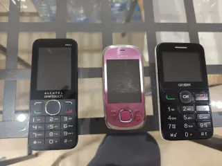 Lote 3 Telefoni Cellulari Alcatel e Nokia