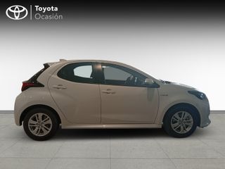 Toyota Yaris 2021