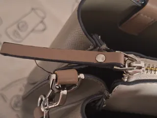 Bolso Parfois verde como nuevo