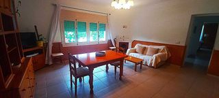 Casa adosada en venta en Castell (Es)