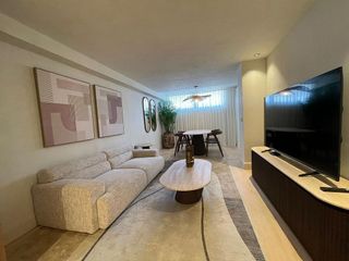 Local comercial en venta en Vistahermosa en Alicante