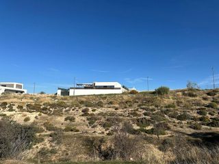 Terreno en venta en Zubia (La)