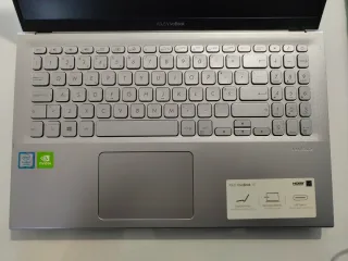 Portátil ASUS A512U Prata