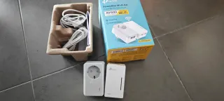 TP-Link Powerline Wi-Fi Kit AV600