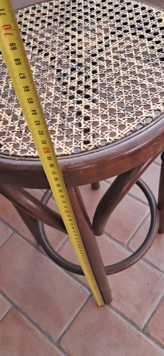 Sgabello in legno e paglia di Vienna