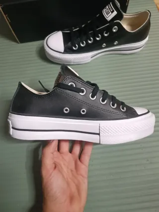 Converse plataforma negras mujer