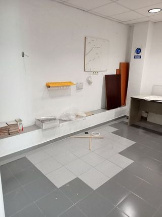 Local comercial en venta en Zona Concordia en Burjassot