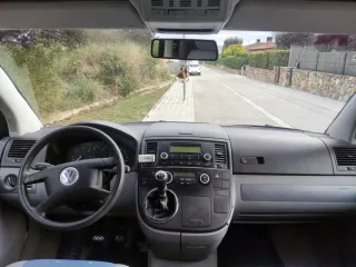 Volkswagen Multivan 2.5 TDI