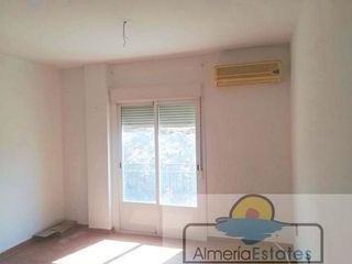 Piso en venta en Macael