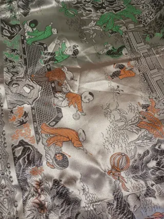 Mantel Seda  con personajes paisajes chinescos