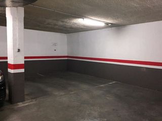 Garaje en venta en Santa Rosa - Valdeolleros en Córdoba
