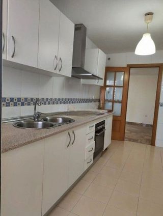 Piso en alquiler en Teatinos en Málaga