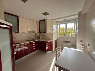 Piso en alquiler en Fuentecillas - Universidades en Burgos