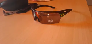 Gafas Fila Negras sin uso de venden (precio nego)