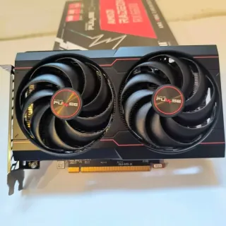 Tarjeta Gráfica Sapphire PULSE AMD RX 6600 8gb