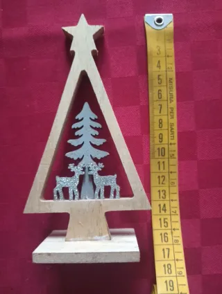 Albero in legno con renne in glitter argentato