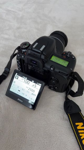 Cámara Nikon D7500
