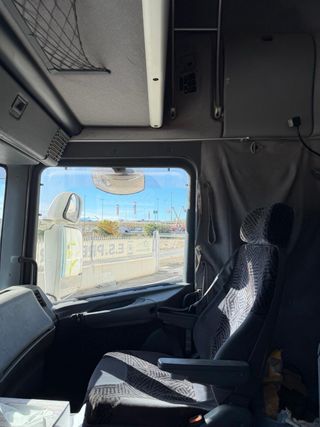 Tractora Scania R580 con retarder