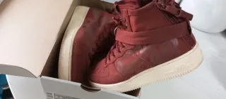 Nike Air Force 1 unisex, número 42, 26'5 cm.