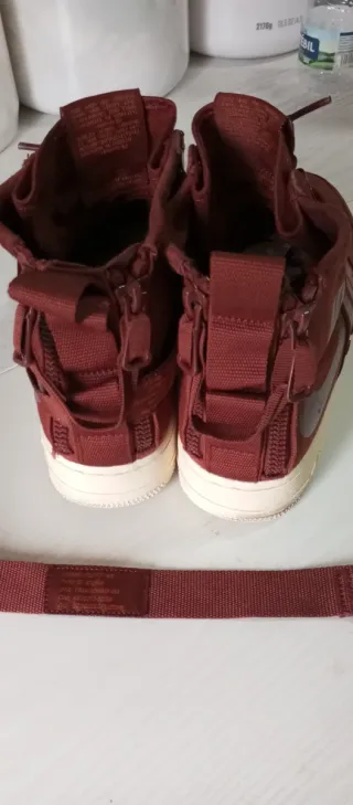 Nike Air Force 1 unisex, número 42, 26'5 cm.