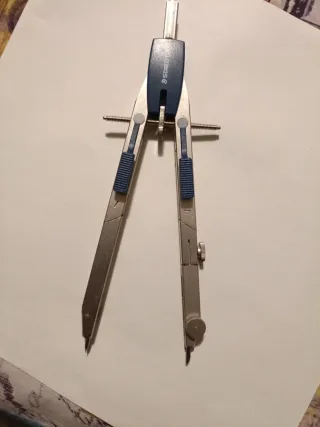 Compasso Staedtler con accessori