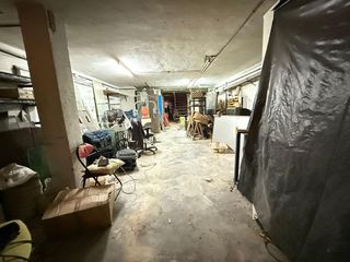 Local comercial en venta en Pubilla Cases en Hospitalet de Llobregat, L´