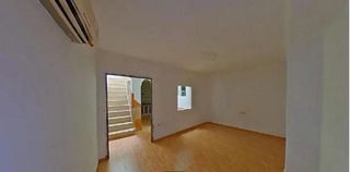 Chalet en venta en Lora del Río