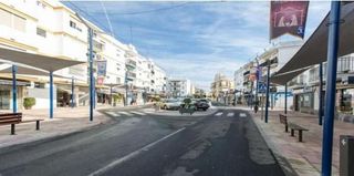 Chalet en venta en Lora del Río