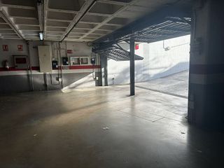 Garaje en venta en Singuerlín - Can Franquesa - Les Oliveres en Santa Coloma de Gramanet