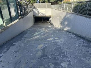 Garaje en venta en Singuerlín - Can Franquesa - Les Oliveres en Santa Coloma de Gramanet