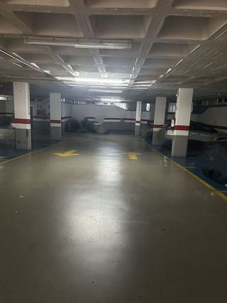 Garaje en venta en Singuerlín - Can Franquesa - Les Oliveres en Santa Coloma de Gramanet