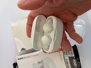 Auriculares Inalámbricos JBL Wave Beam Blancos