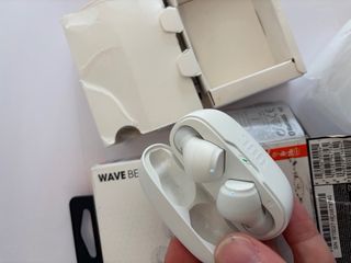 Auriculares Inalámbricos JBL Wave Beam Blancos
