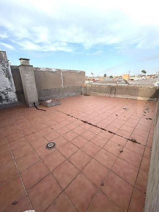 Chalet en venta en Brenes