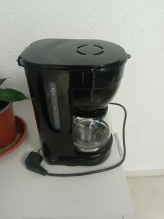 Cafetera Thulos Negra