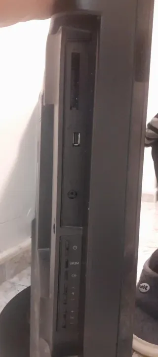 Televisión Sharp 32 Negra