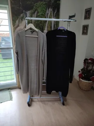 Lote 2 Chaquetas de punto largas gris y negra