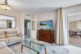 Piso en alquiler en Parque Mediterráneo - Santa Paula en Málaga