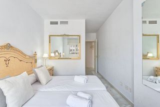 Piso en alquiler en Parque Mediterráneo - Santa Paula en Málaga