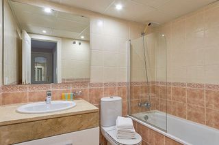 Piso en alquiler en Parque Mediterráneo - Santa Paula en Málaga