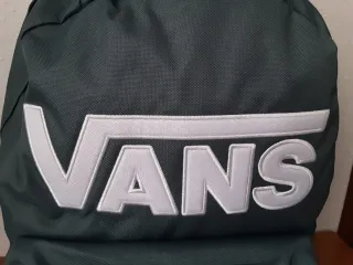 Mochila Vans, no hago envios ni negocio precio