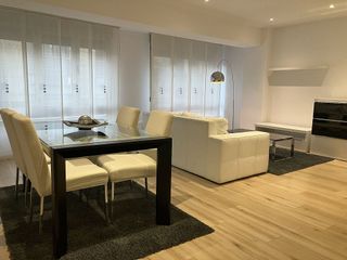 Piso en alquiler en Centro en Gijón