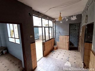 Chalet en venta en Linares