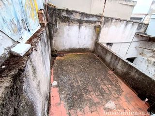 Chalet en venta en Linares