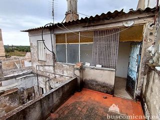 Chalet en venta en Linares